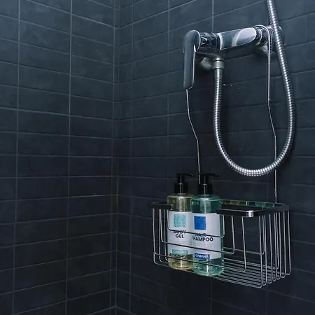 Brillo Desde La Ventana En By Appartamento