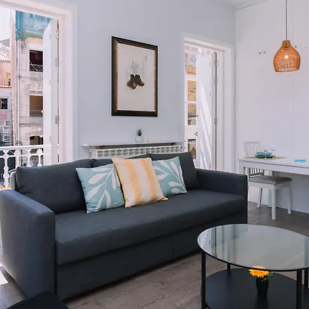 Brillo Desde La Ventana En By * Vigo