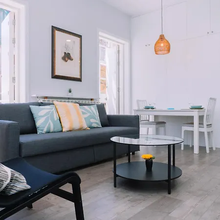 Brillo Desde La Ventana En By Appartamento