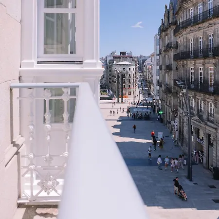 Brillo Desde La Ventana En By