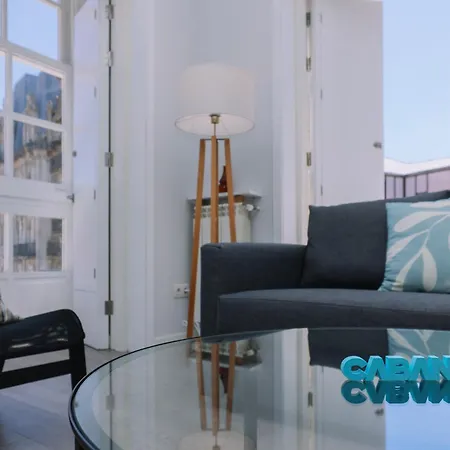 Brillo Desde La Ventana En By Appartamento Vigo