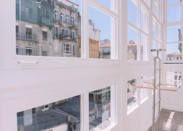 Brillo Desde La Ventana En By Daire *